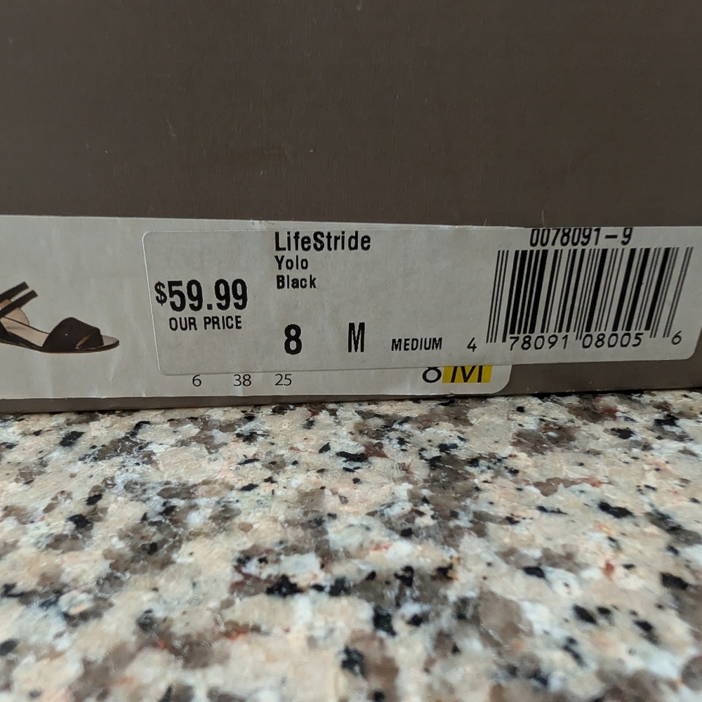 Life Stride Black Women's Dress Shoes - Picture 2 of 8